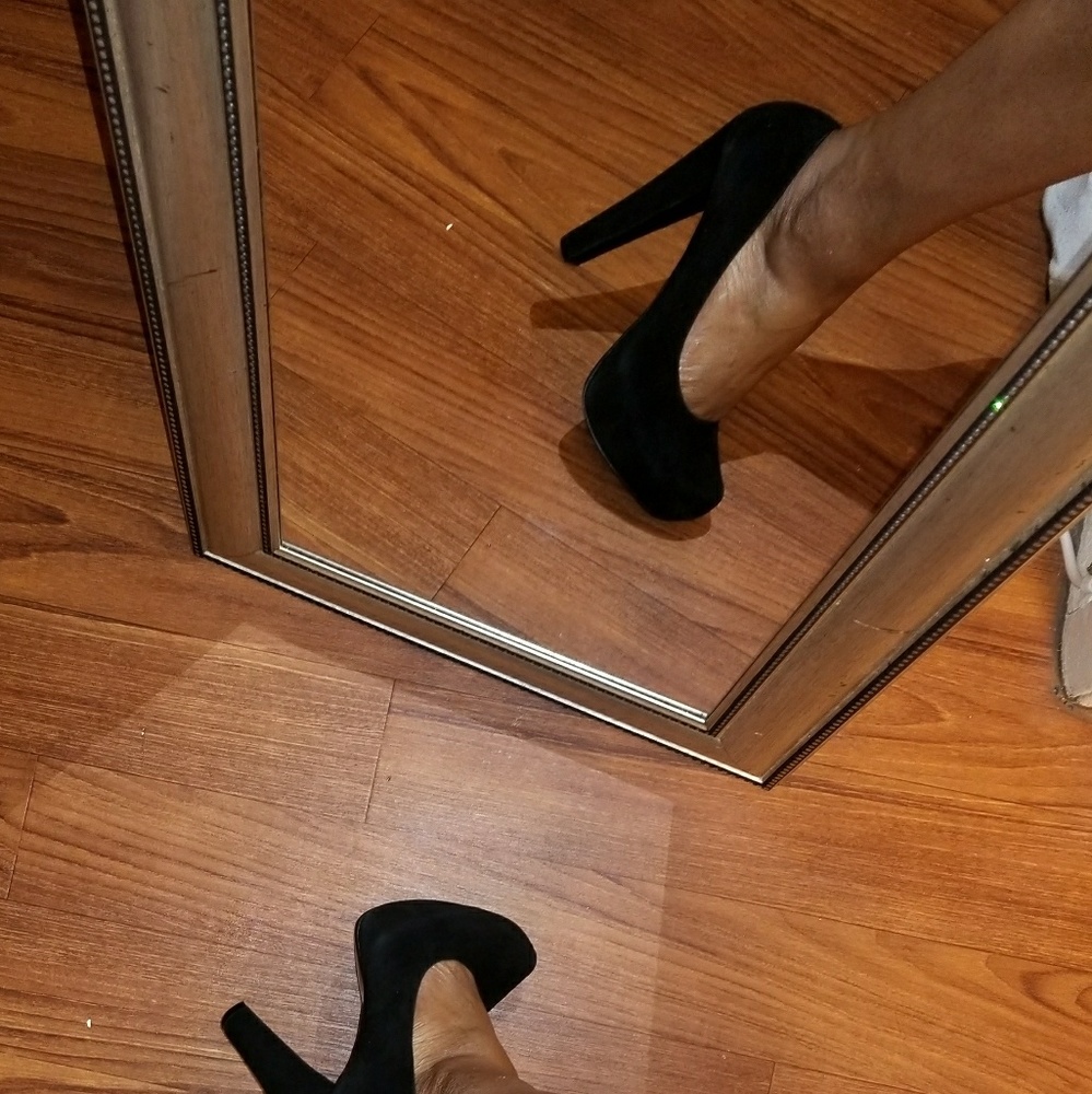 High heels - Picture 4 of 4